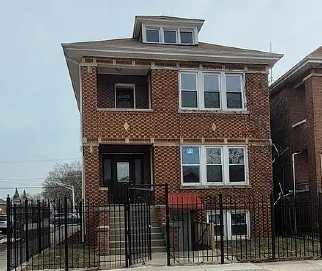 6601 S Washtenaw-2W, Chicago IL 60629